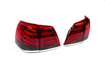 Toyota Land Cruiser 200 2007-2021 Pilotos Traseros 2007-2015 V-3 (Diseño Lexus 2012-2015) foto 4
