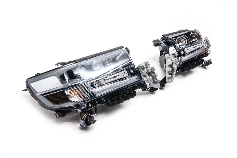Toyota Land Cruiser 200 2007-2021 Faros Delanteros 2016+ (Executive) Derecha (1 ud) Foto 13