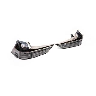 Pilotos traseros 2016+ (Superior Black, 2 uds) Lexus LX570/450d 2008-2022 foto 1