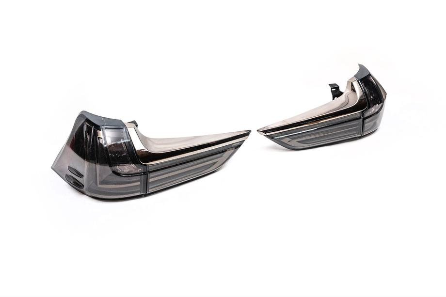 Lexus LX570/450d 2008-2022 Pilotos traseros 2016+ (Superior Black, 2 uds) Image