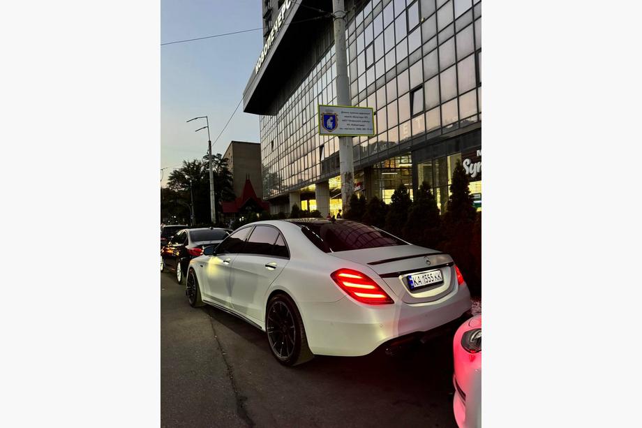 Mercedes S-class W222 2013-2022 Pilotos traseros Restyling (OEM, 2 uds) Foto 11