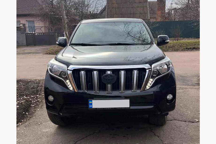 Toyota Land Cruiser Prado 150 2009-2023 Parrilla 2013-2017 (Estándar) Image