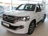 Toyota Land Cruiser 200 2007-2021 Parrilla delantera 2016-2021 (diseño 2019) Sin cámara foto 5