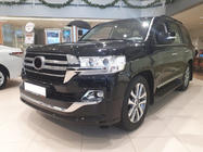 Toyota Land Cruiser 200 2007-2021 Parrilla delantera 2016-2021 (diseño 2019) Sin cámara foto 6