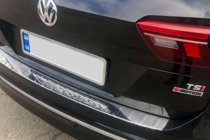 Volkswagen Tiguan 2016-2023 Protector de parachoques trasero acero inoxidable (Carmos) foto 5
