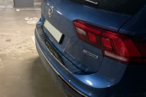 Volkswagen Tiguan 2016-2023 Protector de parachoques trasero acero inoxidable (Carmos) foto 10