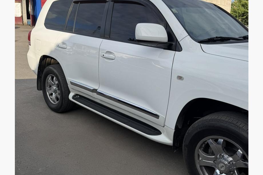 Toyota Land Cruiser 200 2007-2021 Juego de Molduras de Puerta (2008-2016) Blanco Foto 5