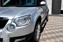 Skoda Yeti 2009-2017 Estribos Laterales Allmond Grey (2 uds., Aluminio) foto 1