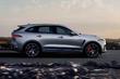 Modificación mejorada del crossover premium Jaguar F-Pace SVR foto 3