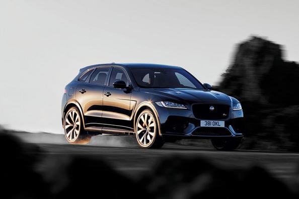 Modificación mejorada del crossover premium Jaguar F-Pace SVR Foto 2