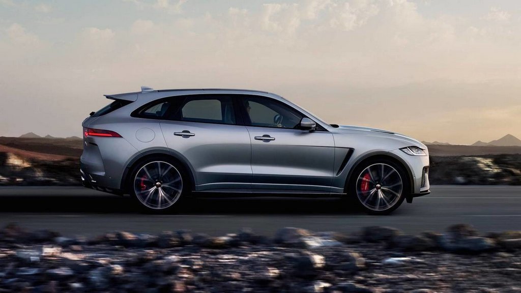 Modificación mejorada del crossover premium Jaguar F-Pace SVR