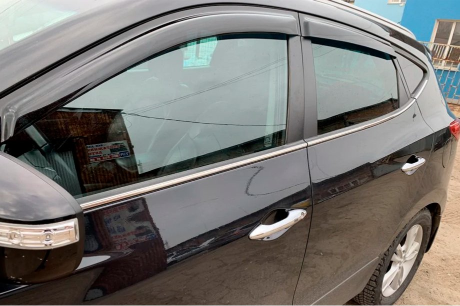 Hyundai IX-35 2010-2015 Deflectores de Ventana (4 uds, HIC) Foto 1