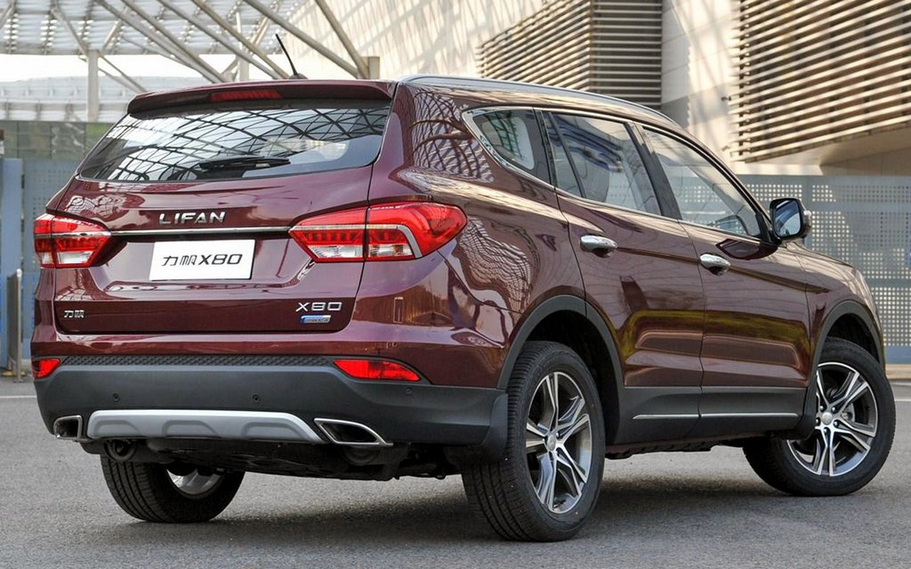Examinar el jeep de siete plazas tracción crossover Lifan X80