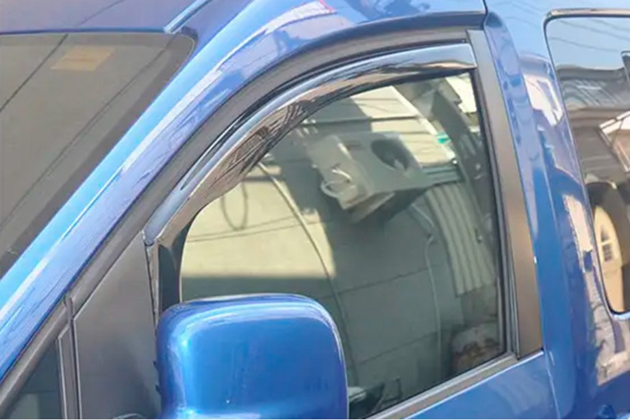 Fiat Fiorino/Qubo 2008-2024 Deflectores de ventana encastrables (2 uds, HIC) Foto 1