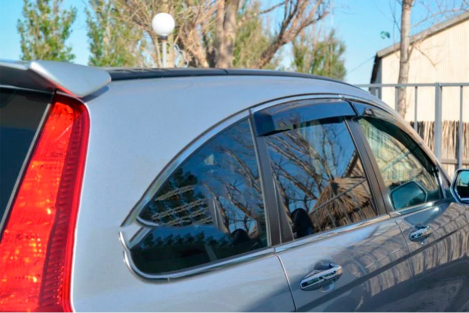 Honda CRV 2007-2011 Deflectores de ventana con moldura cromada (4 uds, HIC) Foto 5
