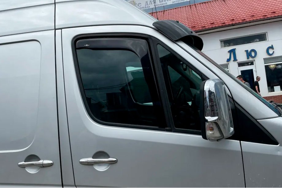 Mercedes Sprinter W906 2006–2018 Deflectores de ventana encastrables (2 uds, HIC) Foto 3
