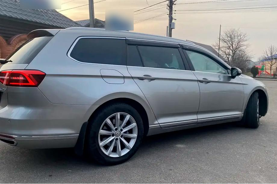 Volkswagen Passat B8 2015-2023 Deflectores de ventana con moldura cromada Variant (4 uds, HIC) Foto 2