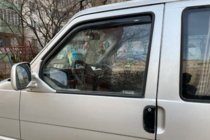 Volkswagen T4 Caravelle/Multivan 1990–2003 Deflectores de ventana encastrables (2 uds, HIC) foto 1