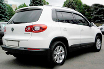 Volkswagen Tiguan 2007-2016 Deflectores de ventana con moldura cromada (4 uds, HIC) foto 3