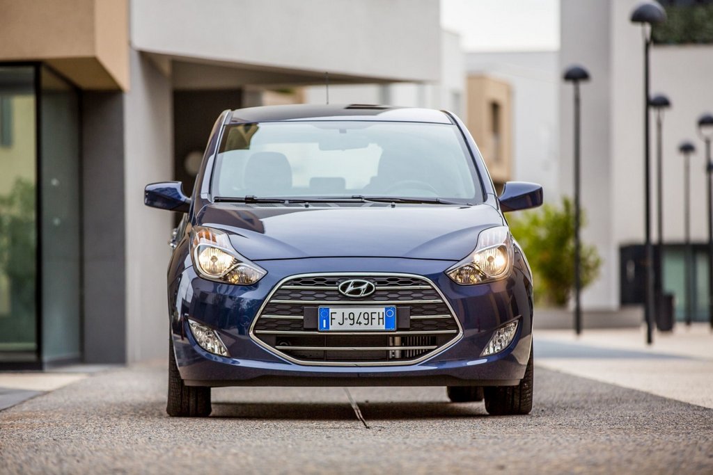 Revisión del microvan actualizado Hyundai ix20