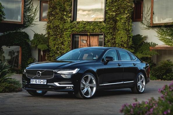 El examen premium sedán Volvo S90