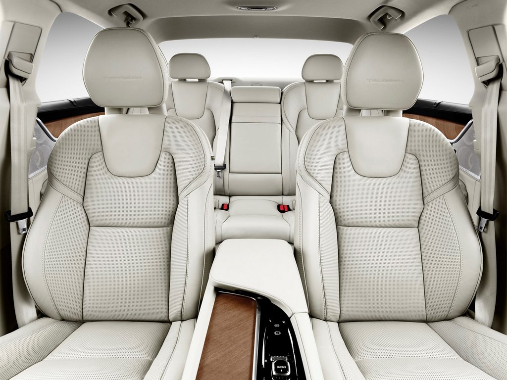 El examen premium sedán Volvo S90