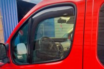 Renault Master 1998-2010 Deflectores de ventana encastrables (2 uds, HIC) foto 2