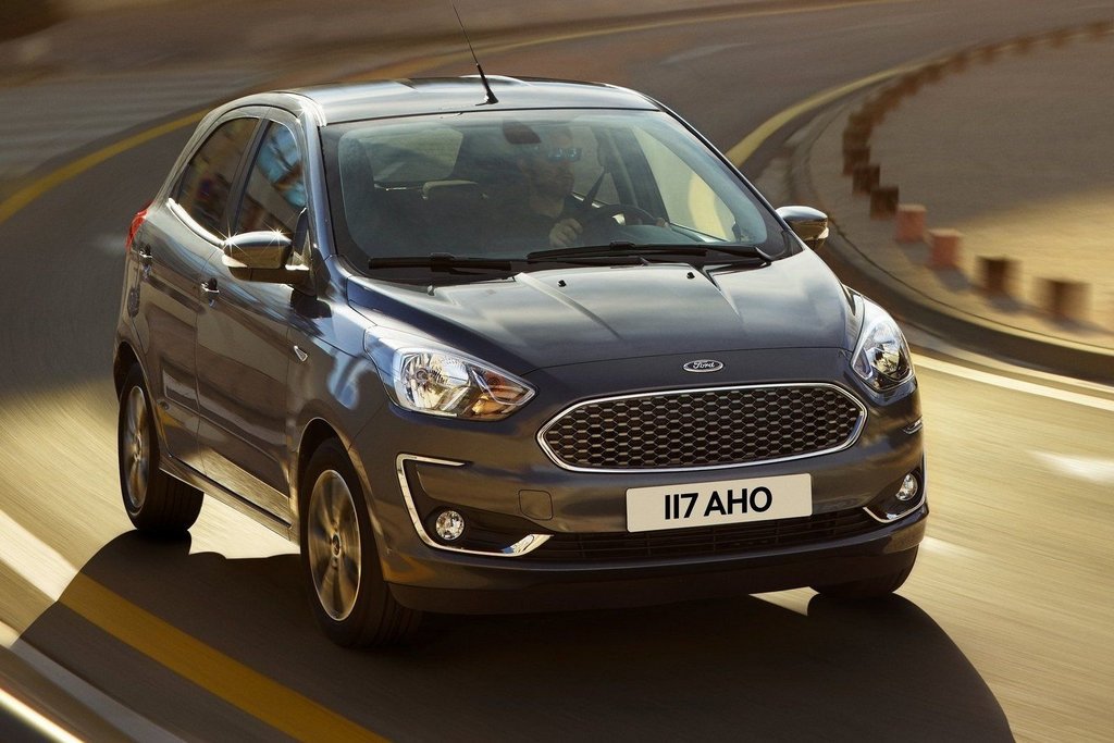 Revisión del hatchback compacto Ford Ka +