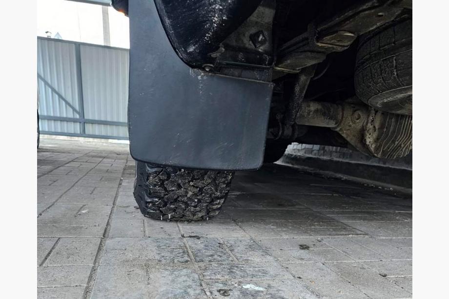 Nissan Navara 2006-2015 Guardabarros traseros (2 uds.) Foto 5