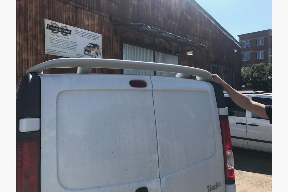 Opel Vivaro 2001–2015 Alerón de techo (imprimado para pintar) Foto 2