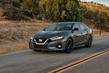 El buque insignia sedán Nissan Maxima en forma actualizada foto 10