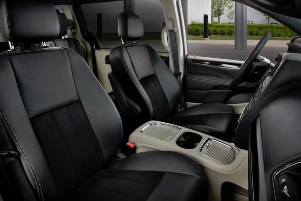 Siete pasajeros minivan Dodge Grand Caravan de la quinta generación Foto 9