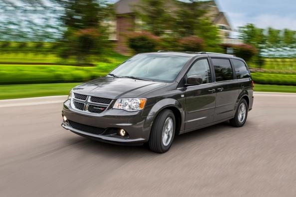Siete pasajeros minivan Dodge Grand Caravan de la quinta generación Foto 2