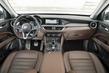Descripción general del suv compacto de Alfa Romeo Stelvio foto 9