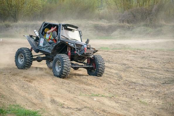 Competición todoterreno: etapa del Campeonato de Ucrania RFC Off Road en Chernivtsi Foto 10