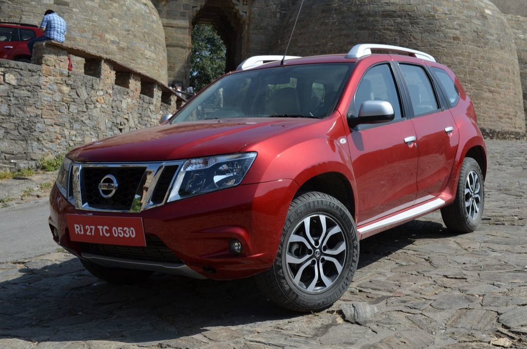 Revisión actualizada de crossover de Nissan Terrano