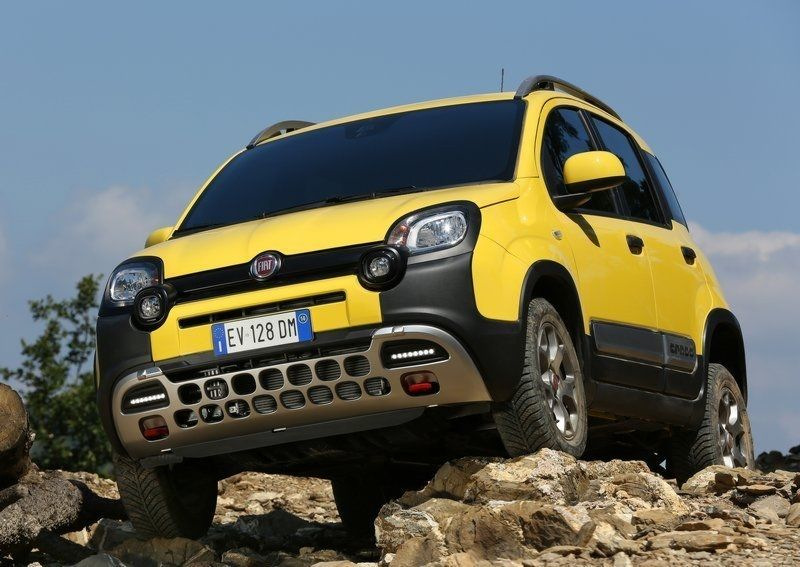 Modificación todoterreno del hatchback Fiat Panda Cross