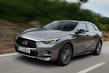 Premium hatchback Infiniti Q30 foto 2