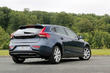 Revisión del hatchback de cinco puertas Volvo V40 foto 11