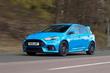 Revisión de la versión cargada del Ford Focus RS hatchback foto 12