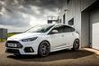 Revisión de la versión cargada del Ford Focus RS hatchback foto 3