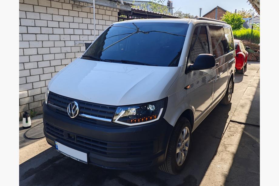 Volkswagen T6 2015-2024 Faros delanteros con luces LED diurnas Black (2015-2019, 2 uds) Image