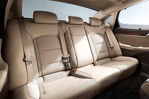 La sexta generación de la berlina Hyundai Grandeur Foto 8