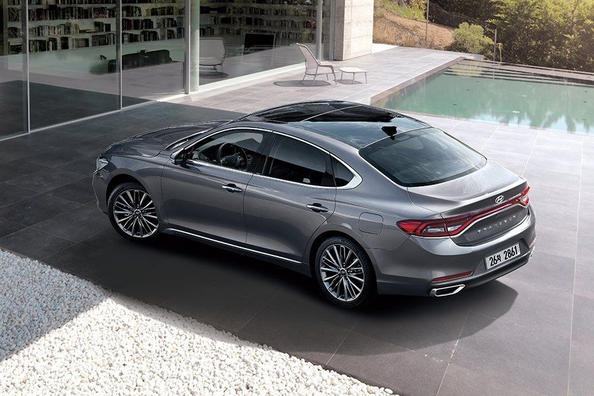 La sexta generación de la berlina Hyundai Grandeur Foto 2