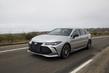 La quinta generación de la insignia sedán Toyota Avalon foto 3