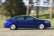 Revisión del sedán mediano Ford Mondeo foto 4
