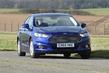 Revisión del sedán mediano Ford Mondeo foto 2