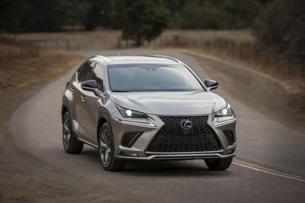 Canje para el suv compacto de Lexus NX