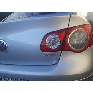 Emblema 2.0 TDI (con I roja) Volkswagen Passat B6 2006-2012 foto 2