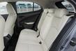 Canje para el crossover urbano de Lexus UX 200 foto 8